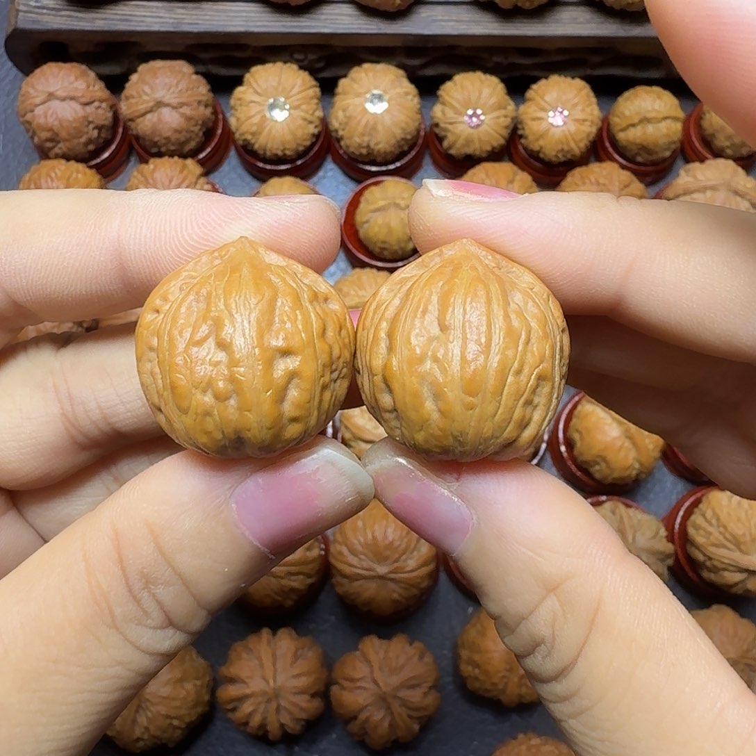 文玩核桃把件25尺三围同尺小肉包012
