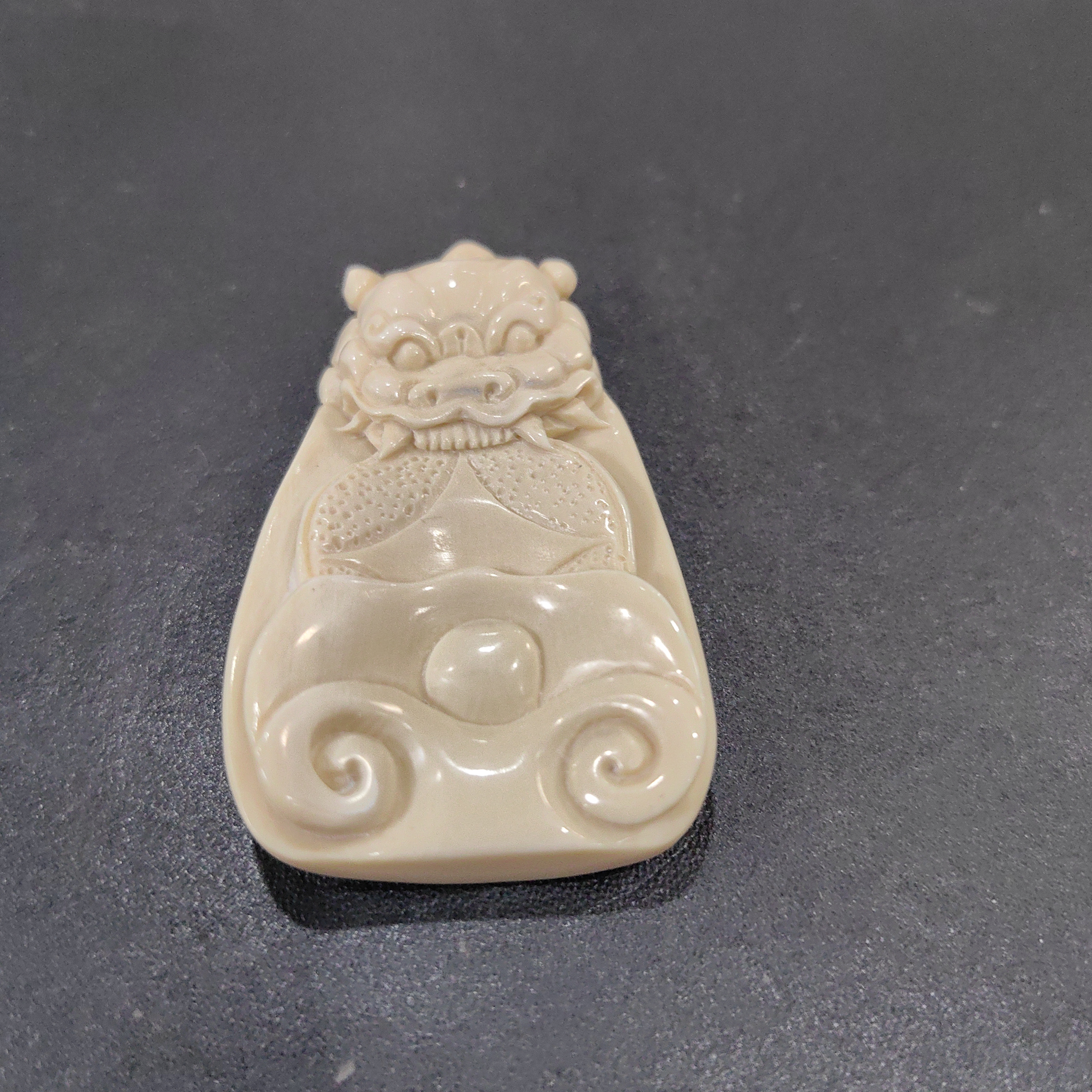 猛犸约18克雕刻件BCC33