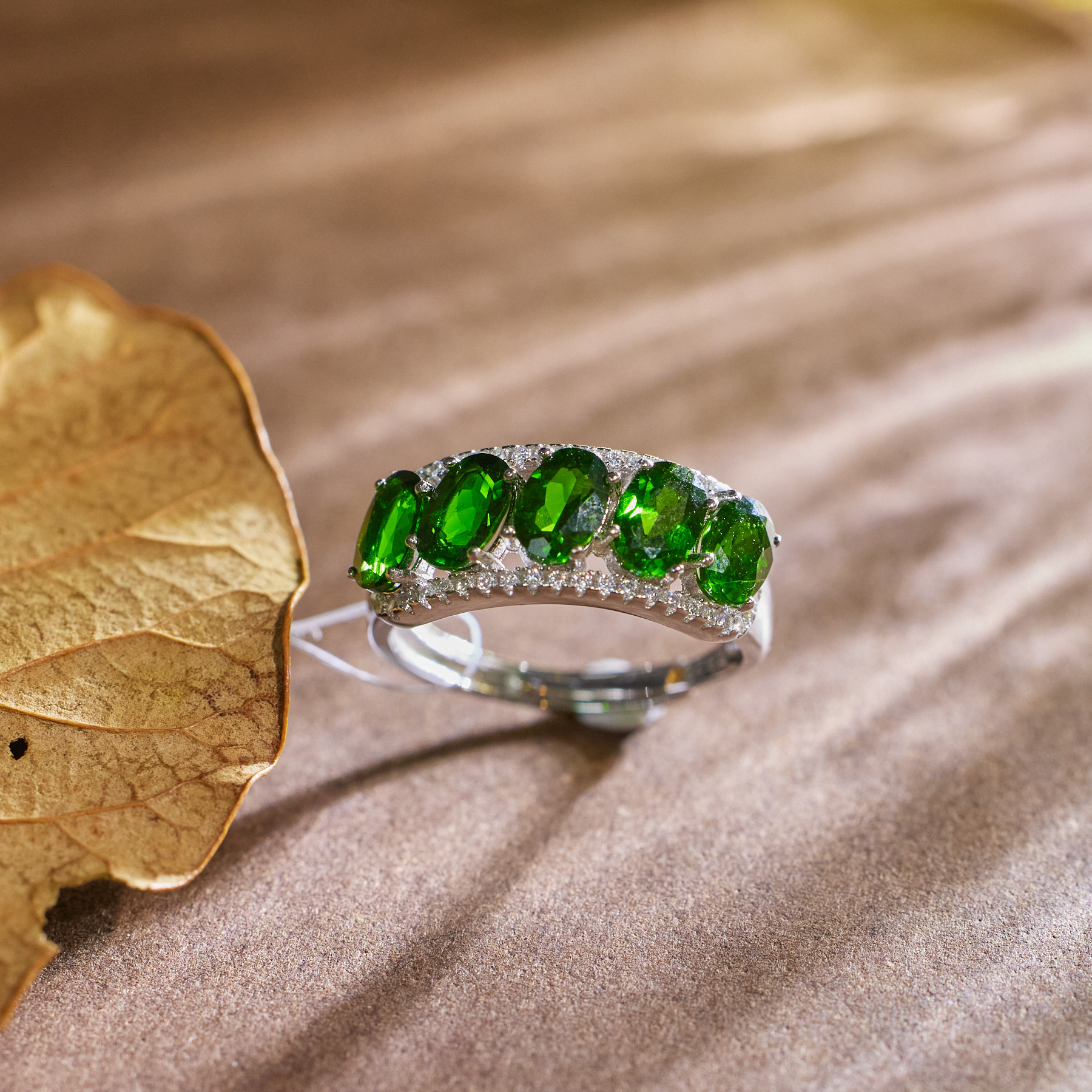 【歪歪】*透辉石戒指*S925镶嵌W8877