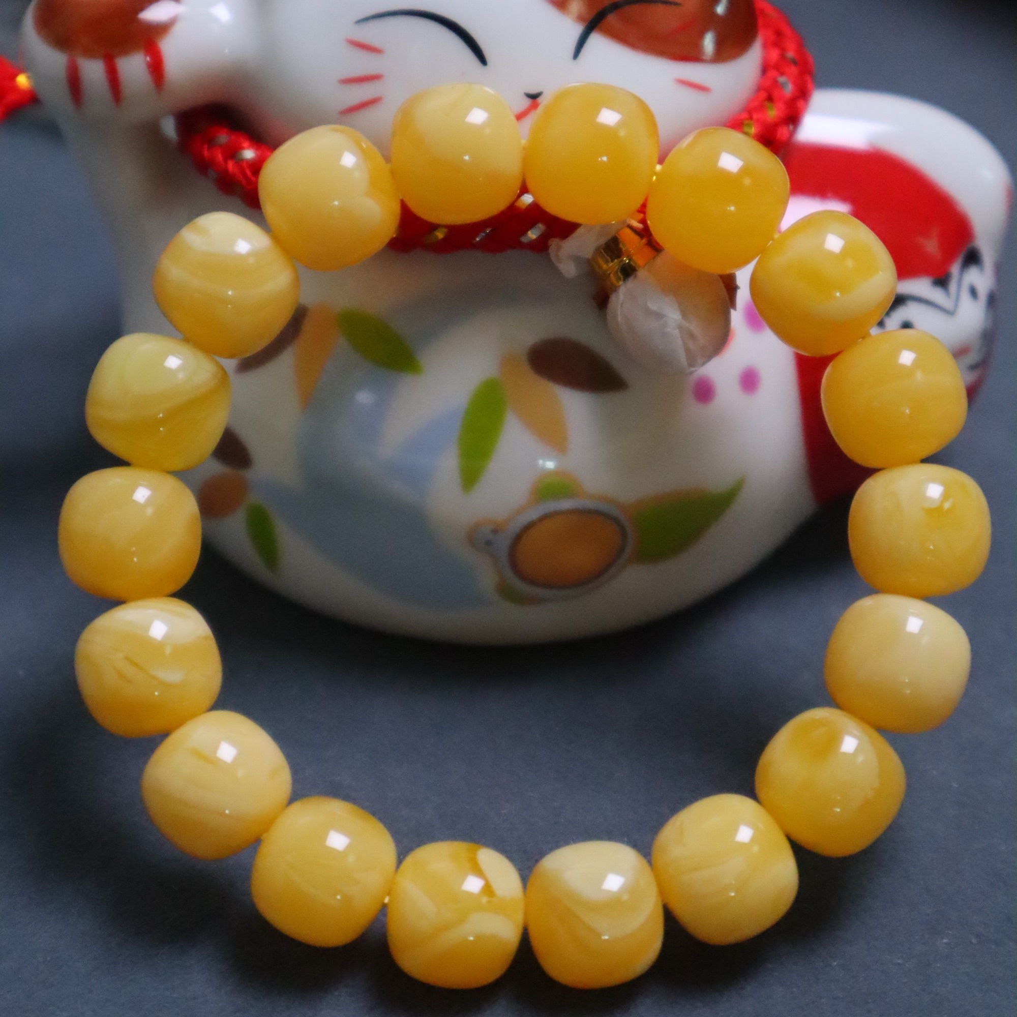 蜜蜡同料老型12mm手串