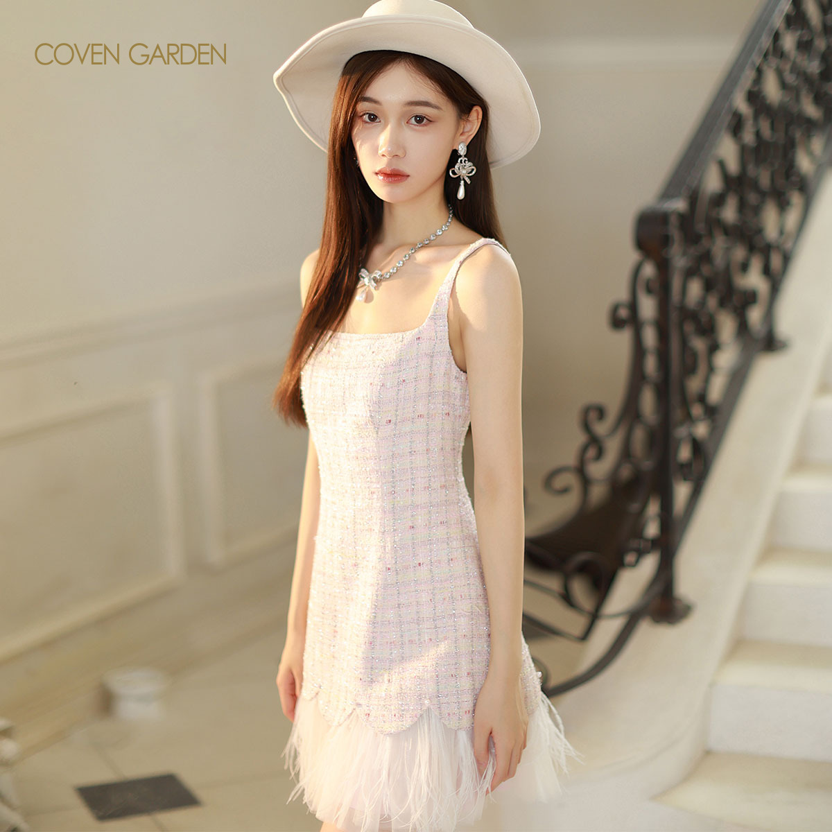 【哥文花园】浅粉色网纱少女吊带连衣裙 CLA1082020