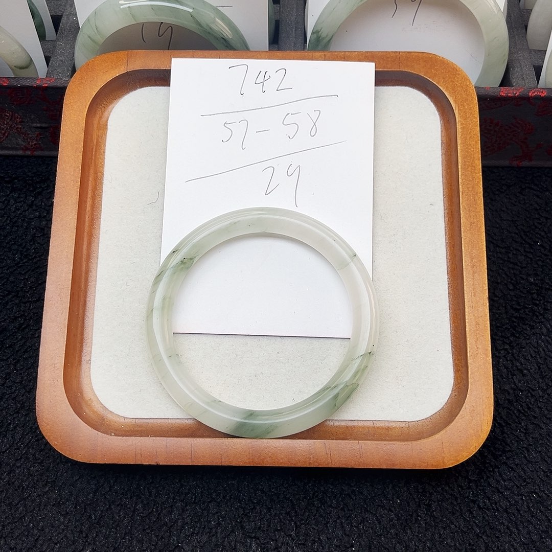 石英质玉未镶嵌手镯742