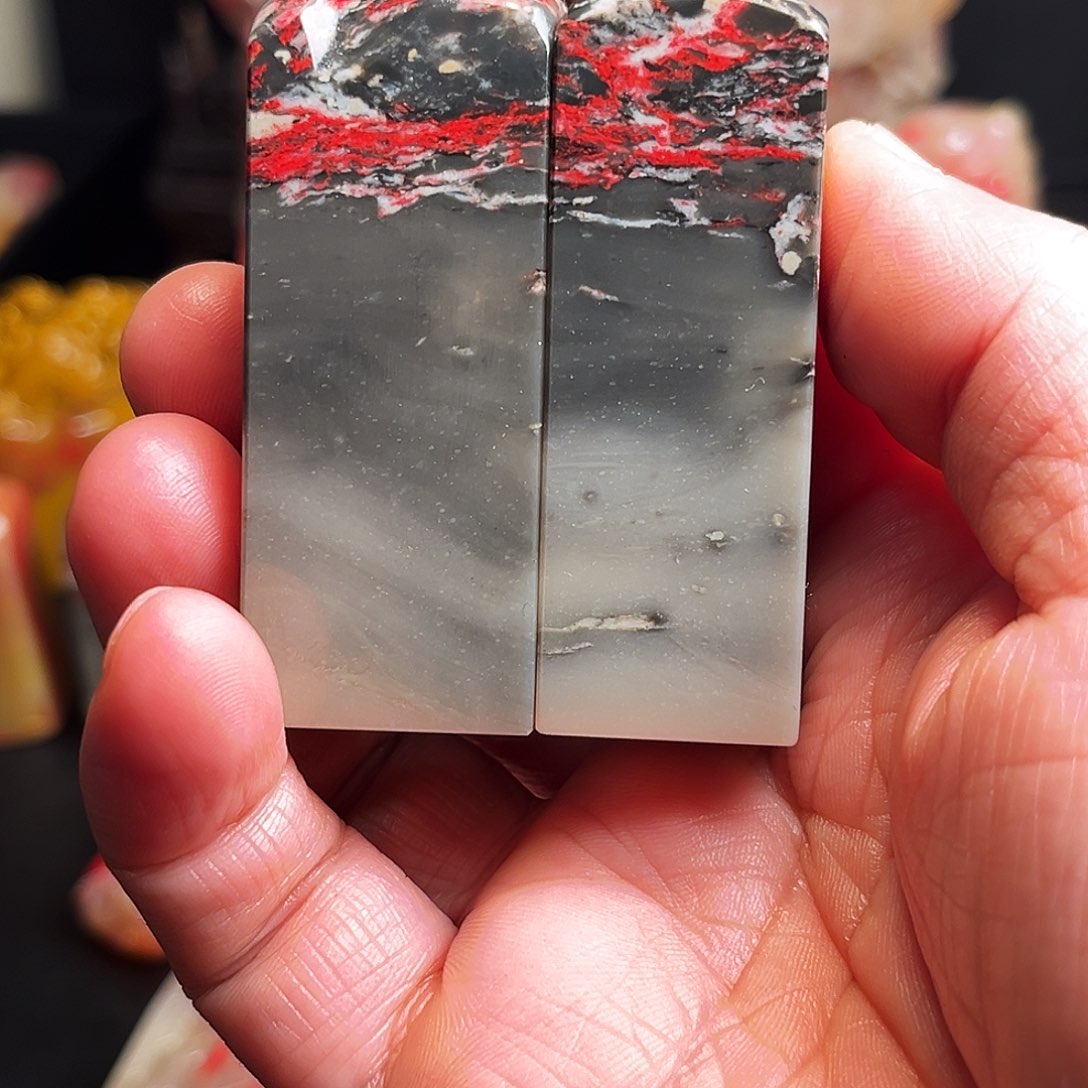 昌化石印石昌化牛角冻鸡血石对章