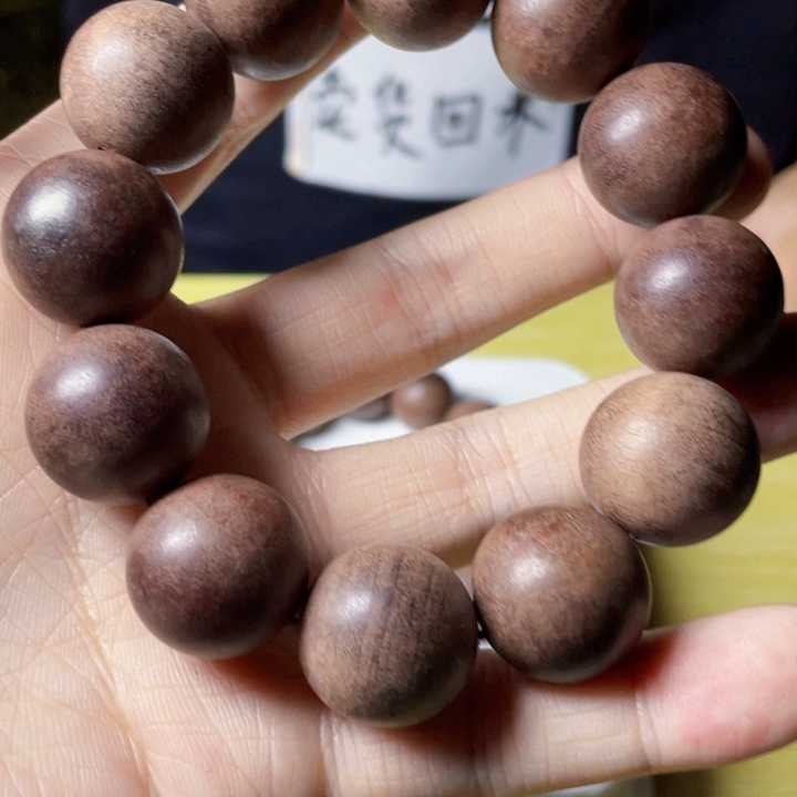 无非金属糖结红土