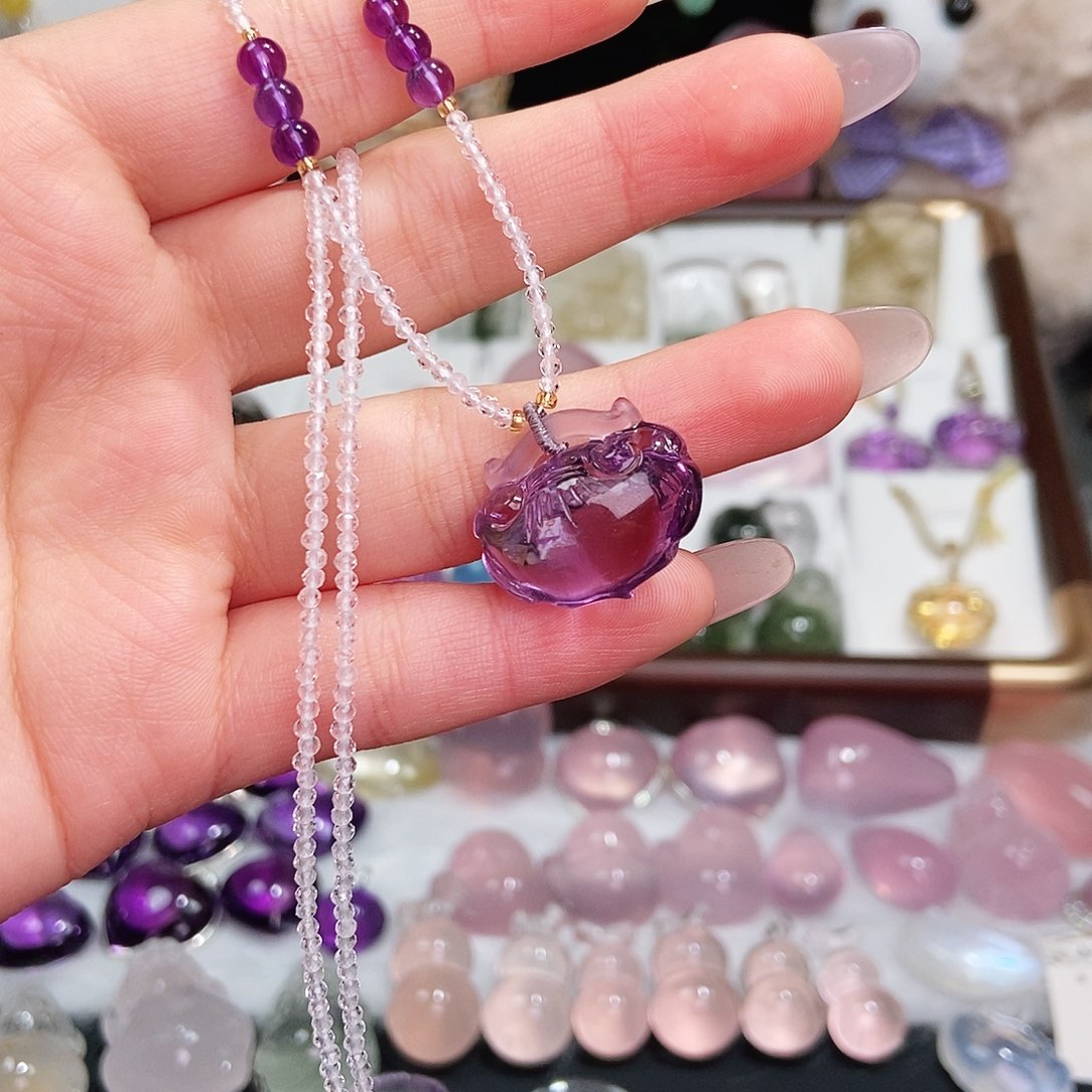 水晶吊坠(赠链)未镶嵌