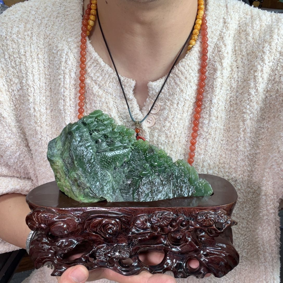 和田玉未镶嵌挂件和田玉山水摆件