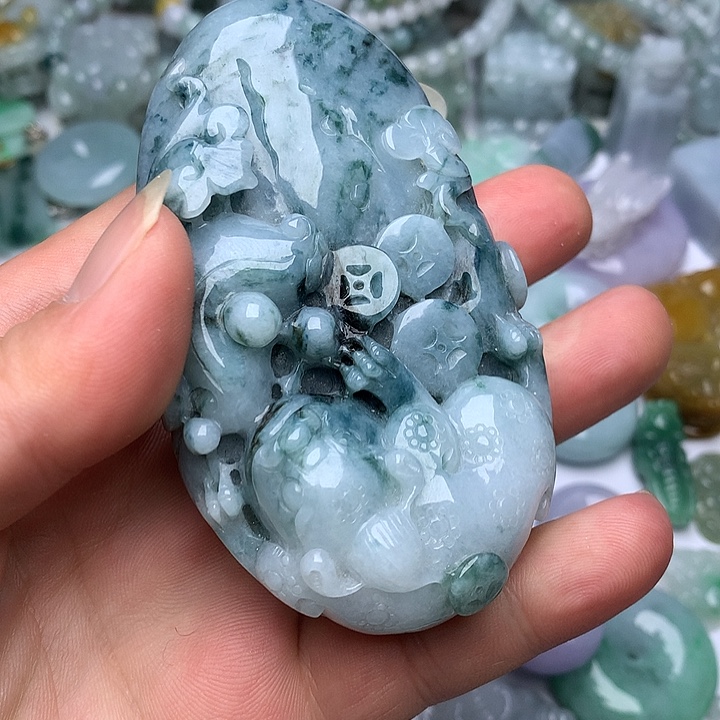 翡翠未镶嵌颈饰天然翡翠