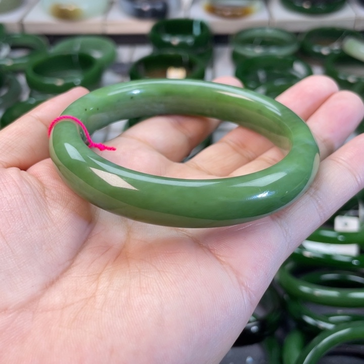 和田玉（碧玉）手镯未镶嵌