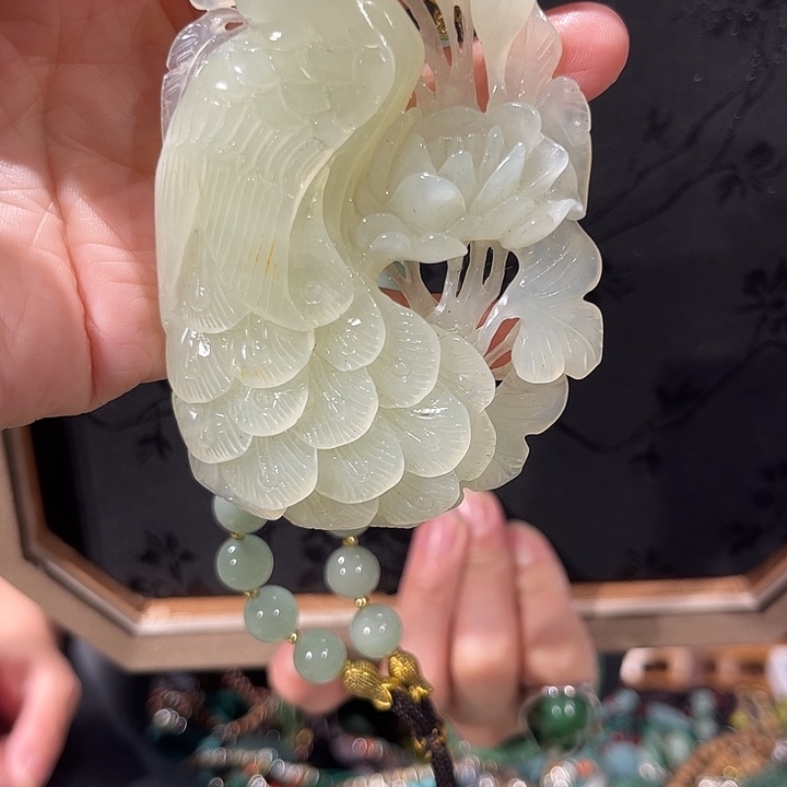 未镶嵌岫玉毛衣链