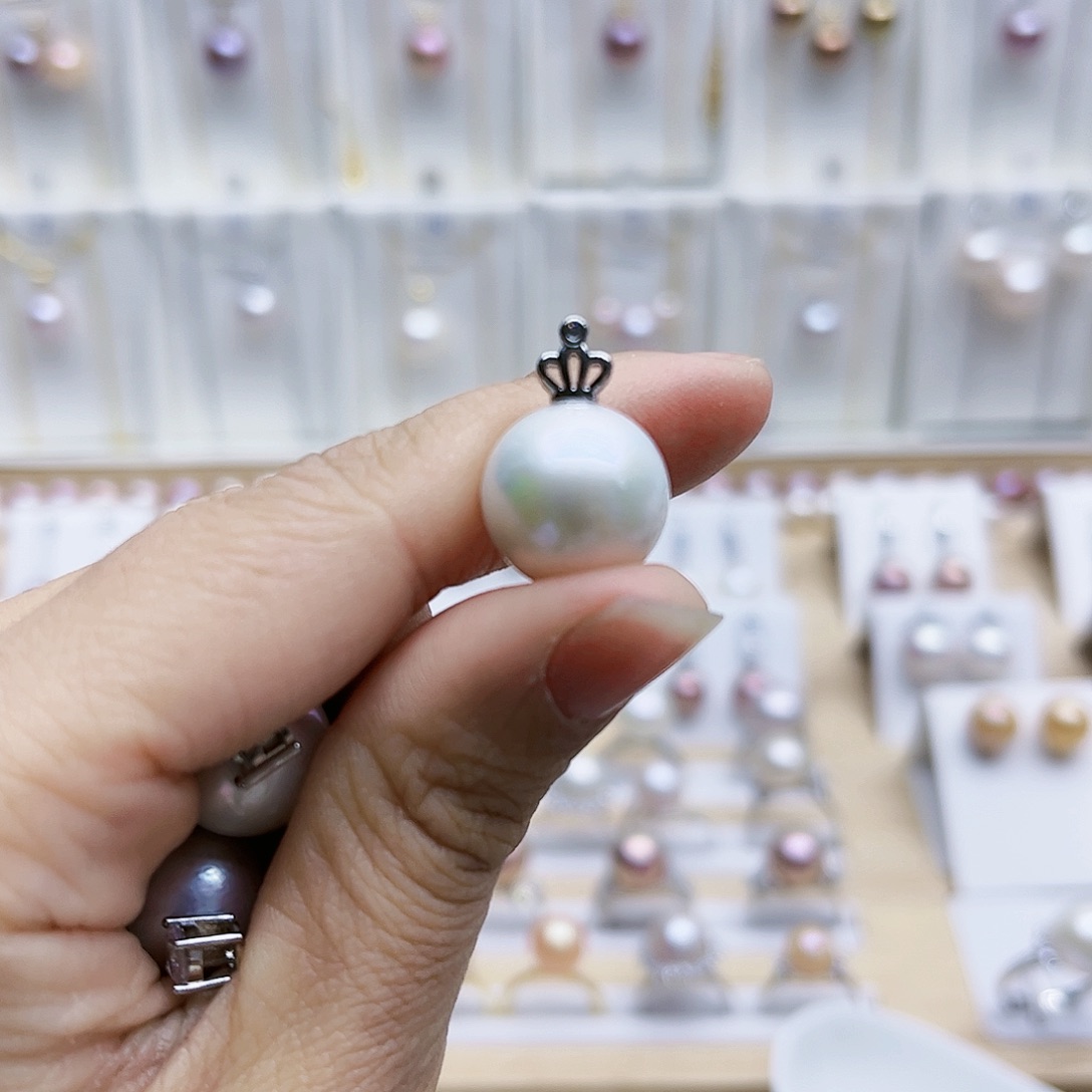 淡水珍珠颈饰合金13.5