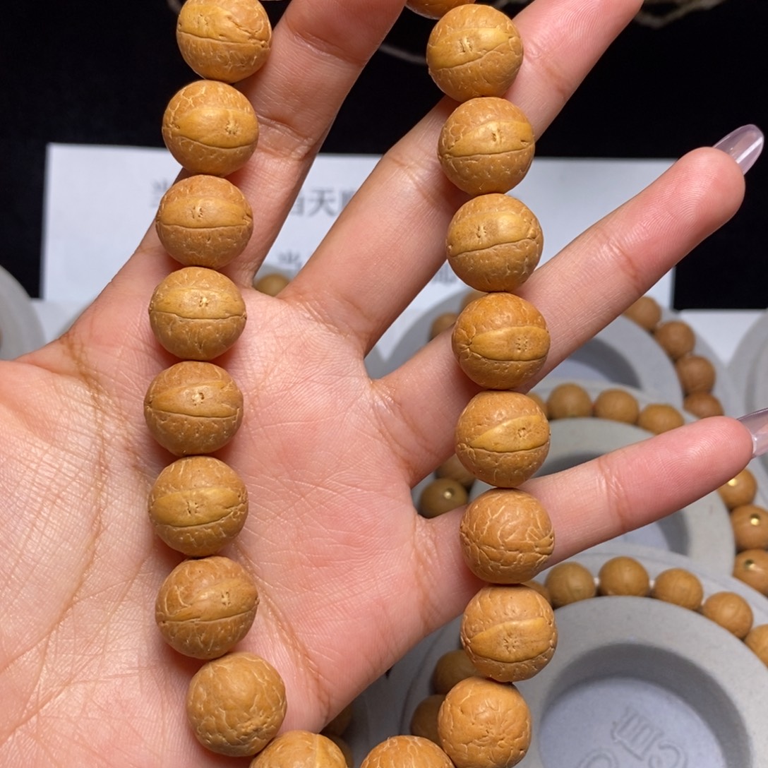 凤眼菩提吊坠手串