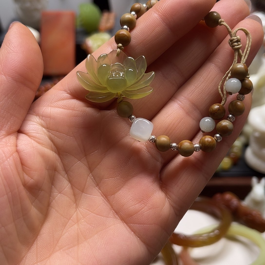 蛇纹石玉手链未镶嵌