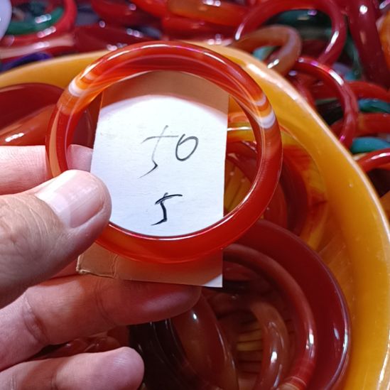 手镯玛瑙/玉髓未镶嵌