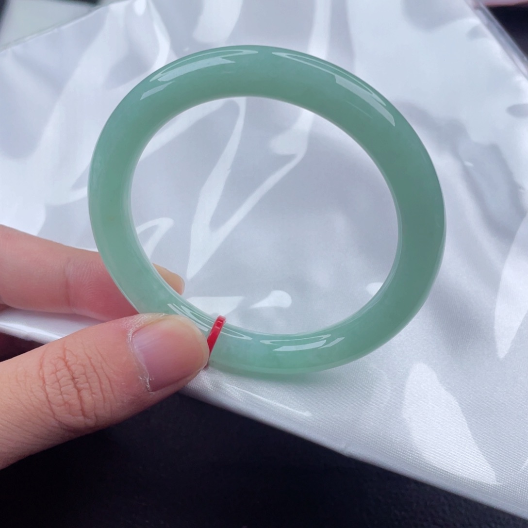 翡翠手镯未镶嵌圆条53