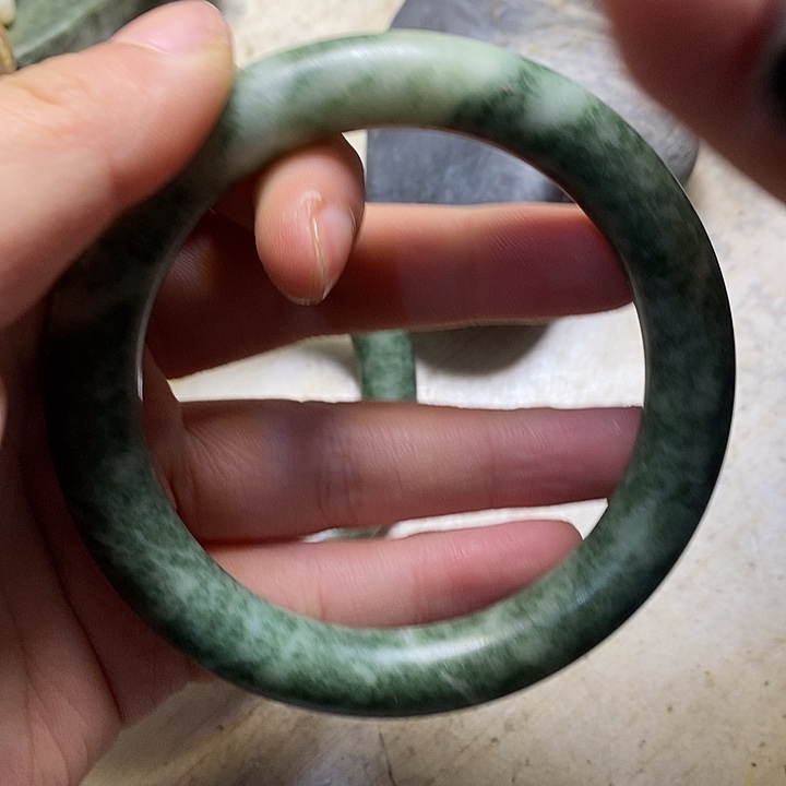 透闪石质玉珠宝半成品未镶嵌