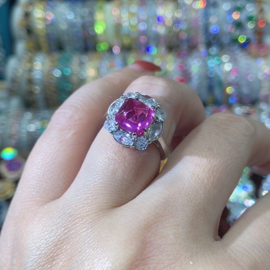 66锆石（处理）戒指