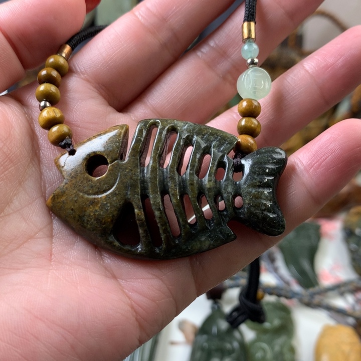 岫岩河磨玉（透闪石质玉）挂件未镶嵌