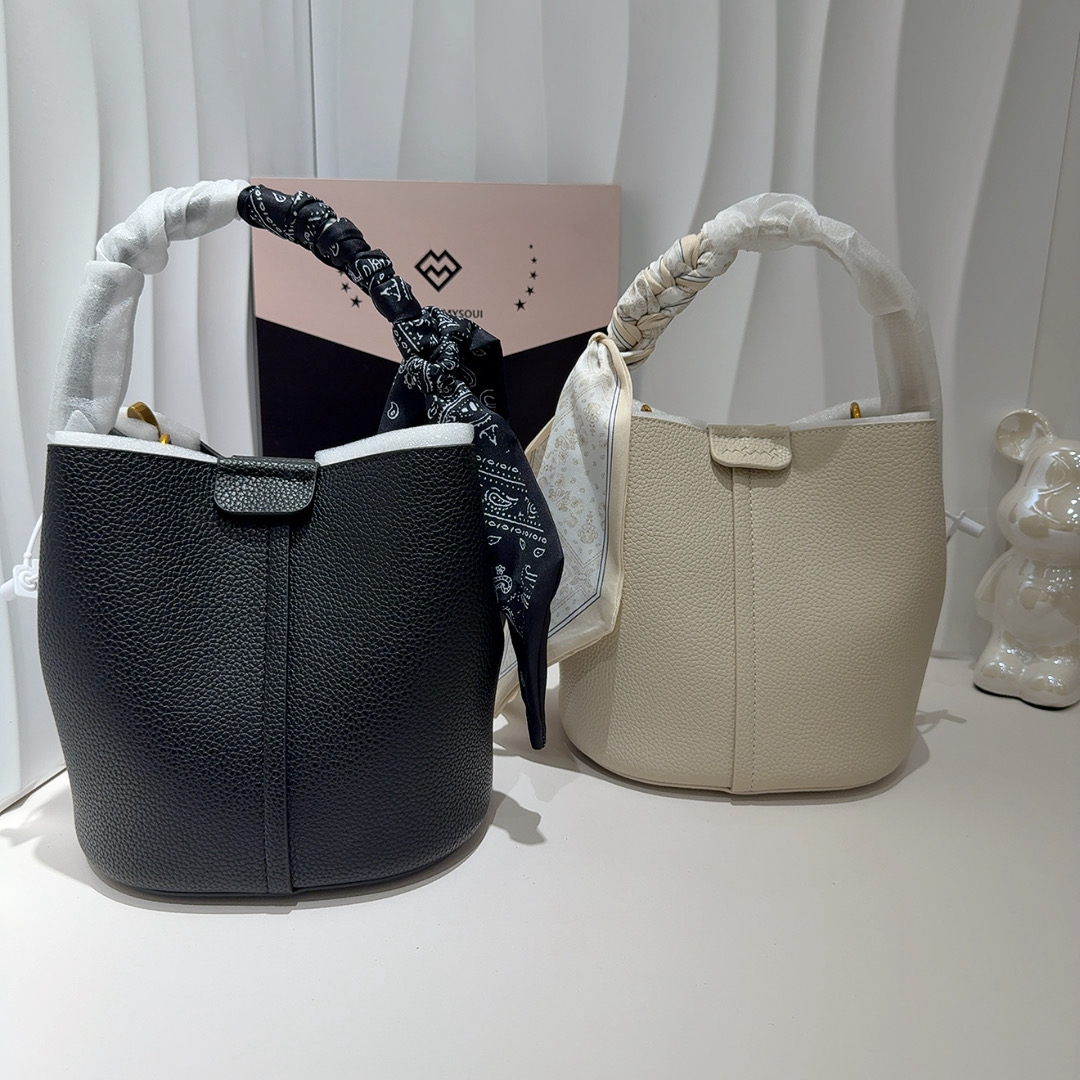 <玛莎玛索>2025新款牛皮纹24245时尚百搭高级简约手提斜挎水桶包.