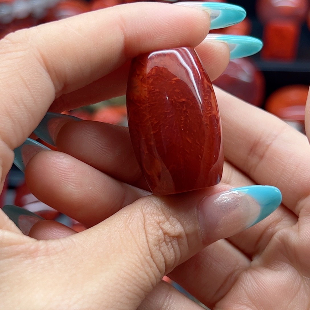 南红玛瑙配饰未镶嵌