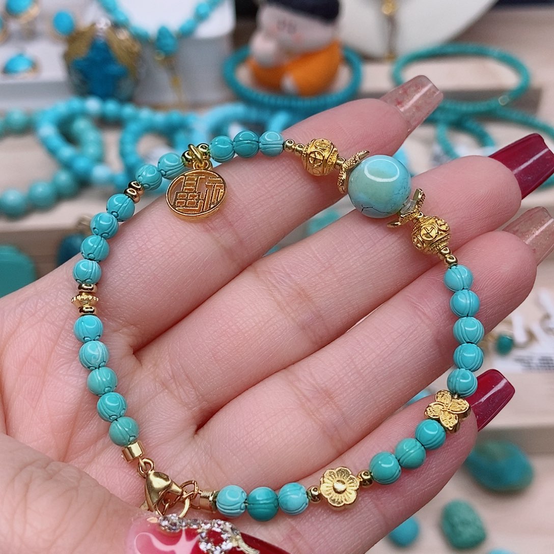 绿松石配饰未镶嵌