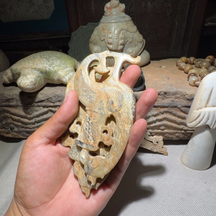 木***间和田玉（糖玉）未镶嵌挂件