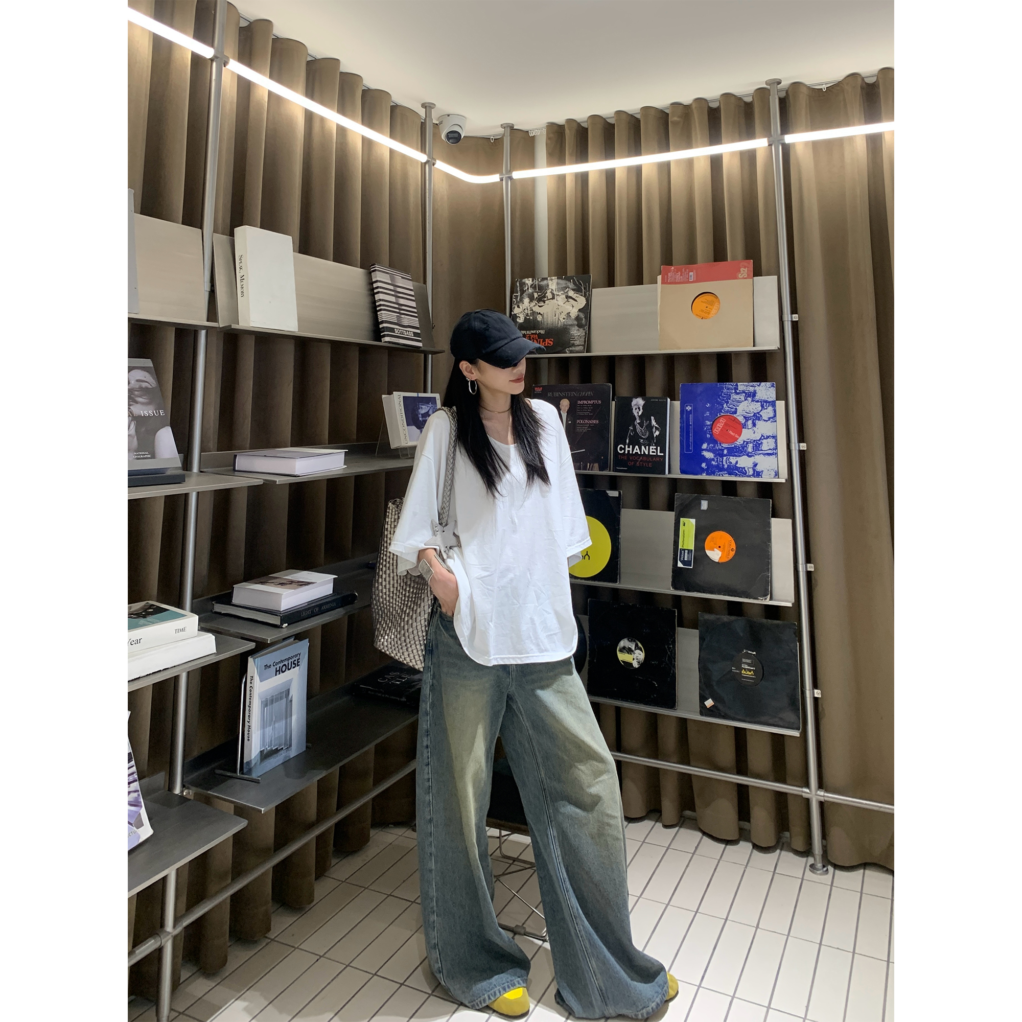 周淼ZHOUMIAO复古蓝水洗阔腿裤四季款亲肤透气牛仔裤女ZM25N8722Z
