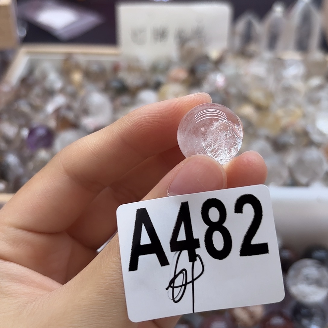 杳***诗水晶未镶嵌珠宝半成品482