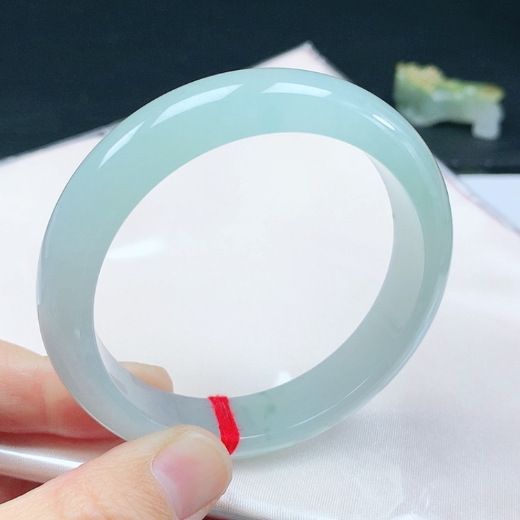 【闪购商品】翡翠手镯未镶嵌天然翡翠手镯