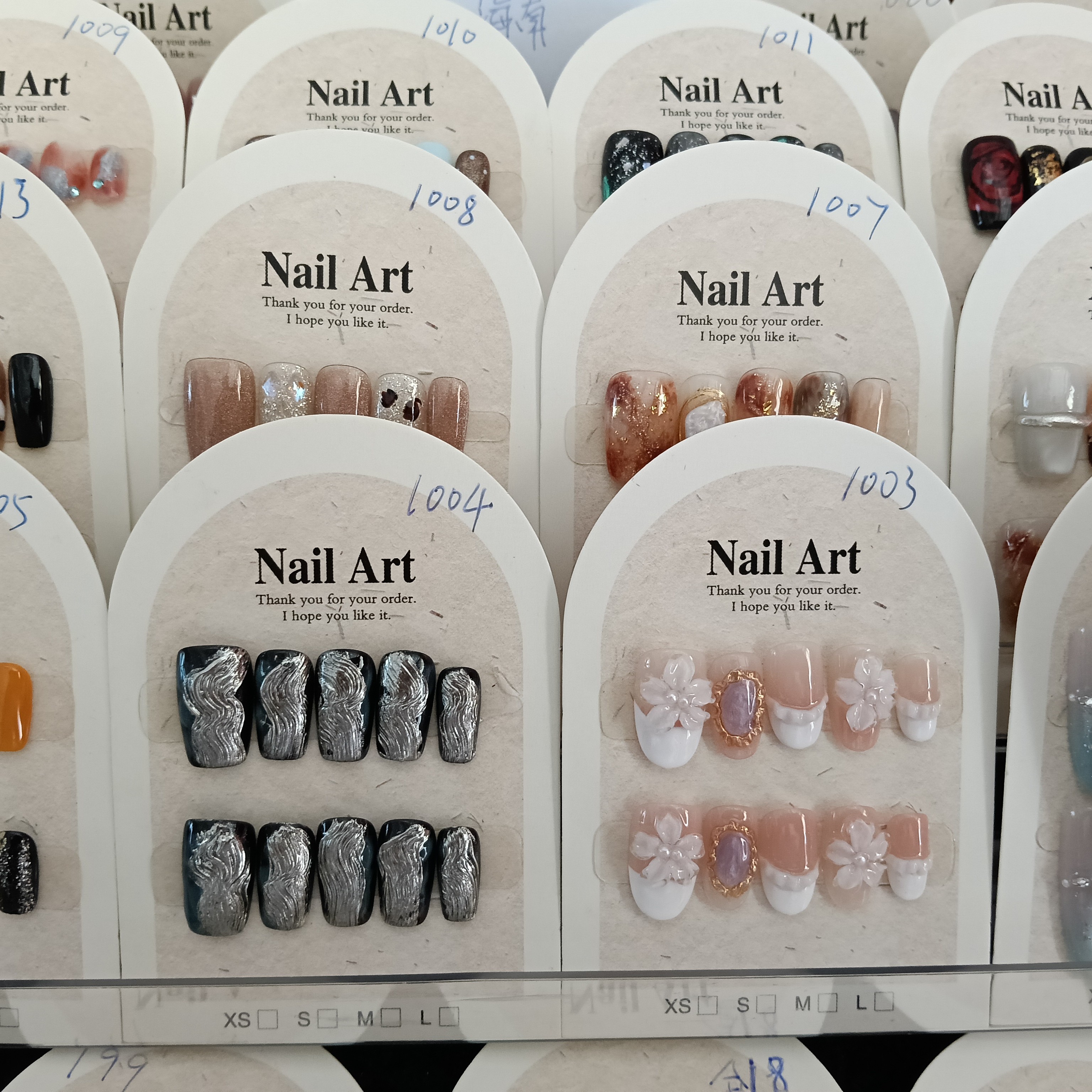 【直播间福利款】纯手工穿戴甲，默认微瑕，no退no换咯！