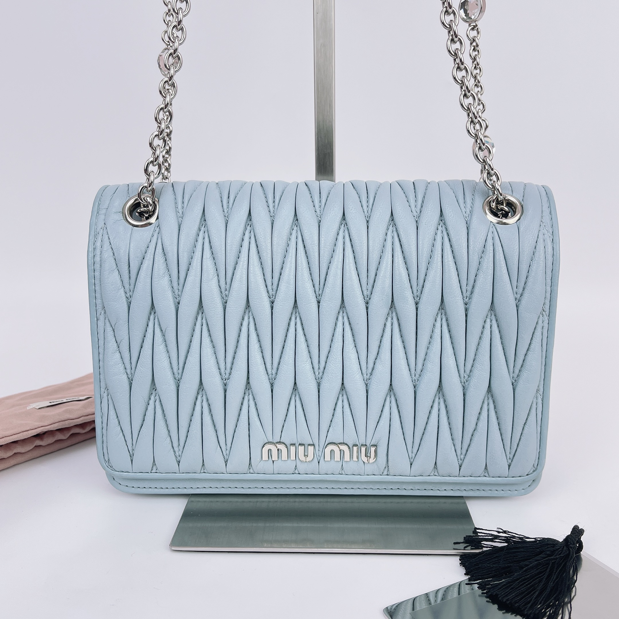 95新 MIU MIU/缪缪 缪缪 蓝色宝石链条单肩包底长19 N272