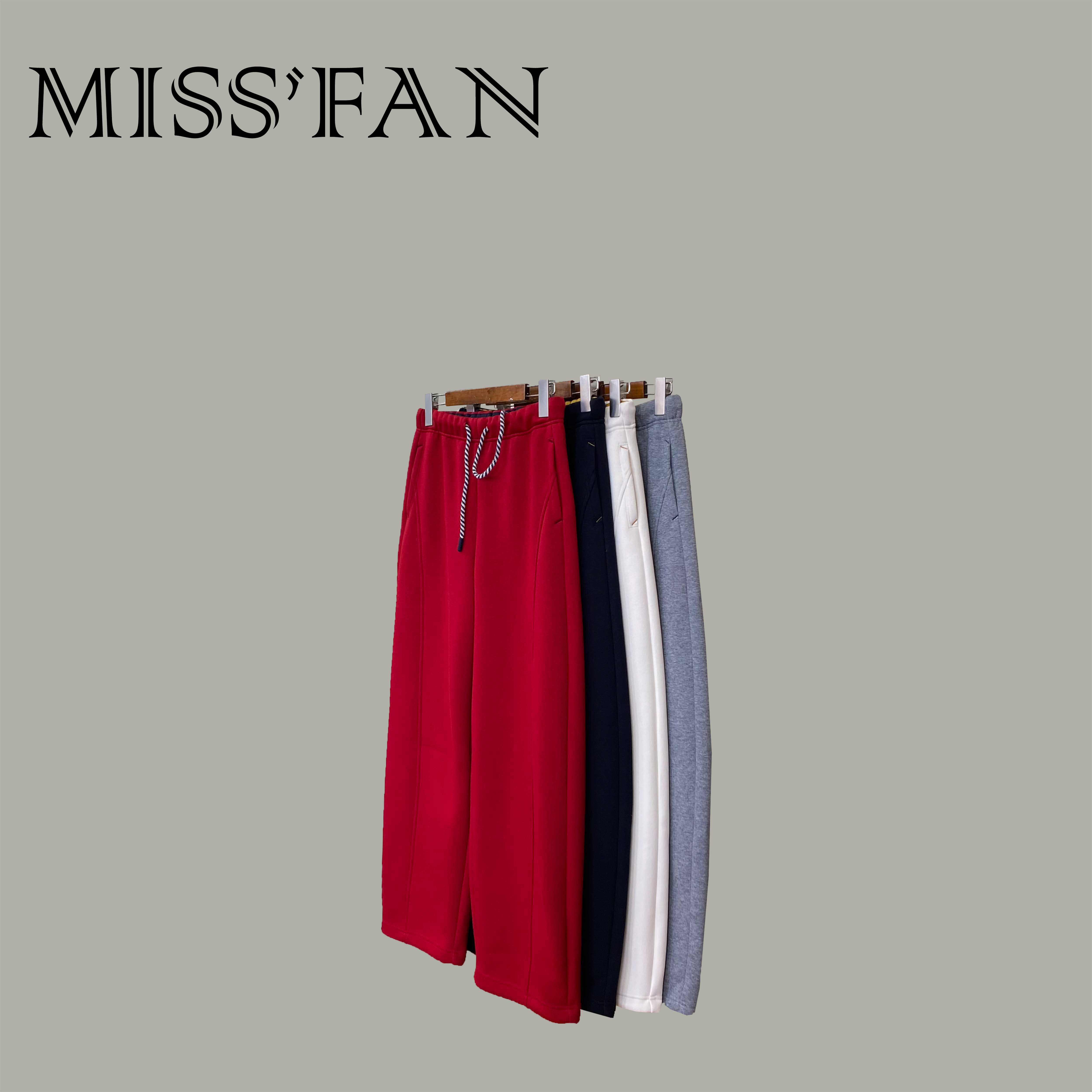 「温暖冬日」垂顺 无束缚感 轻盈加厚绒卫裤