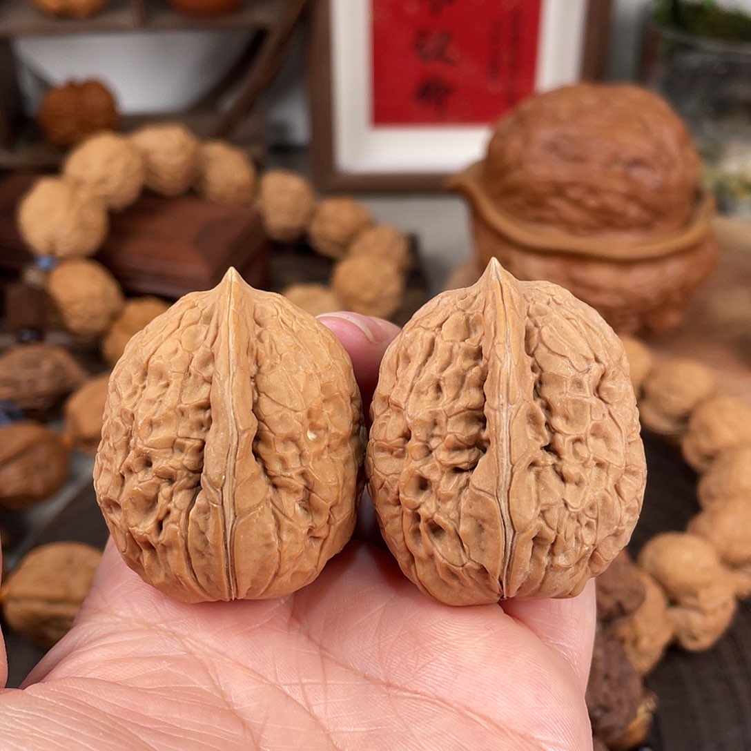 文玩核桃把件神兽蛋37