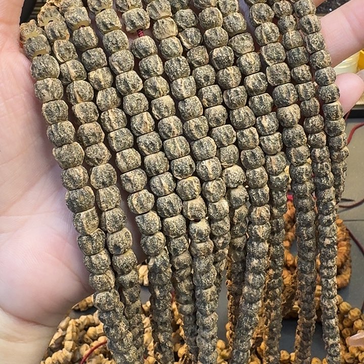 柏香籽/百香籽手串