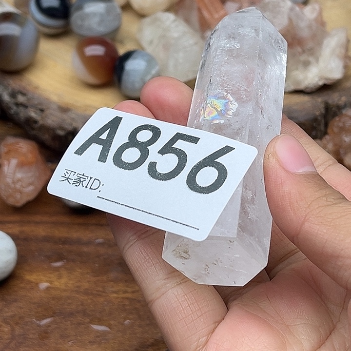 无***着未镶嵌珠宝半成品水晶
