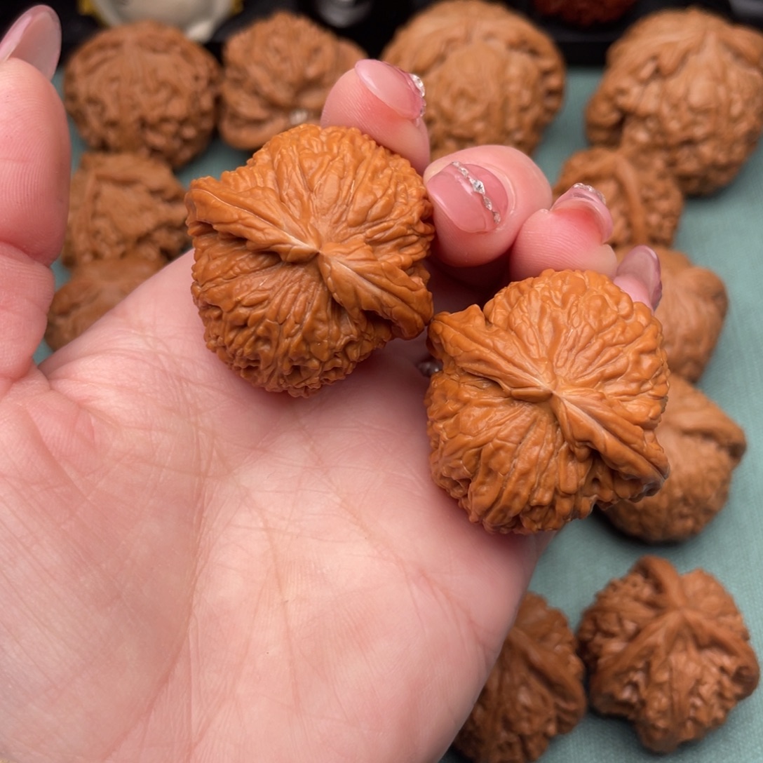 文玩核桃把件全品白狮子37