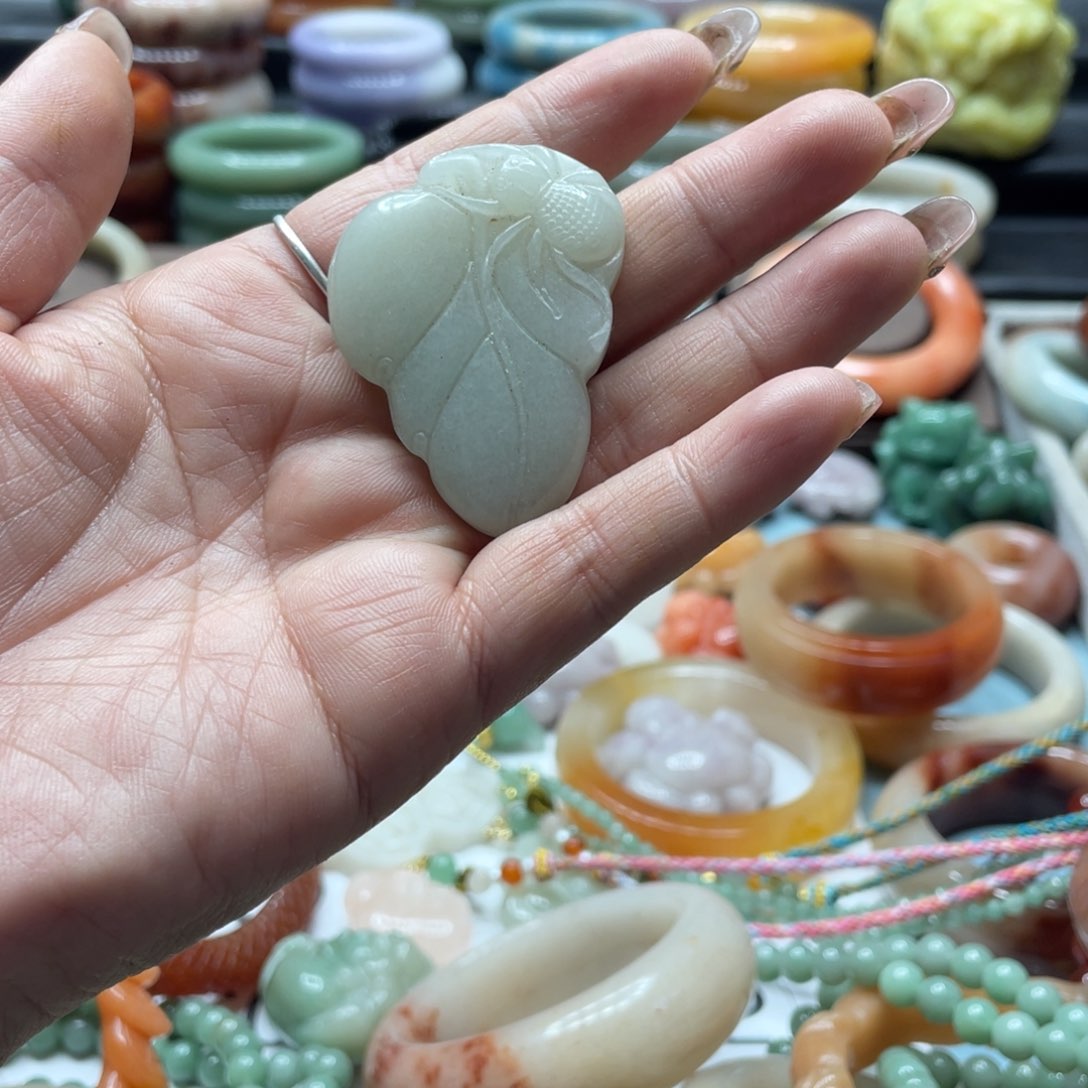 石英质玉手镯合金