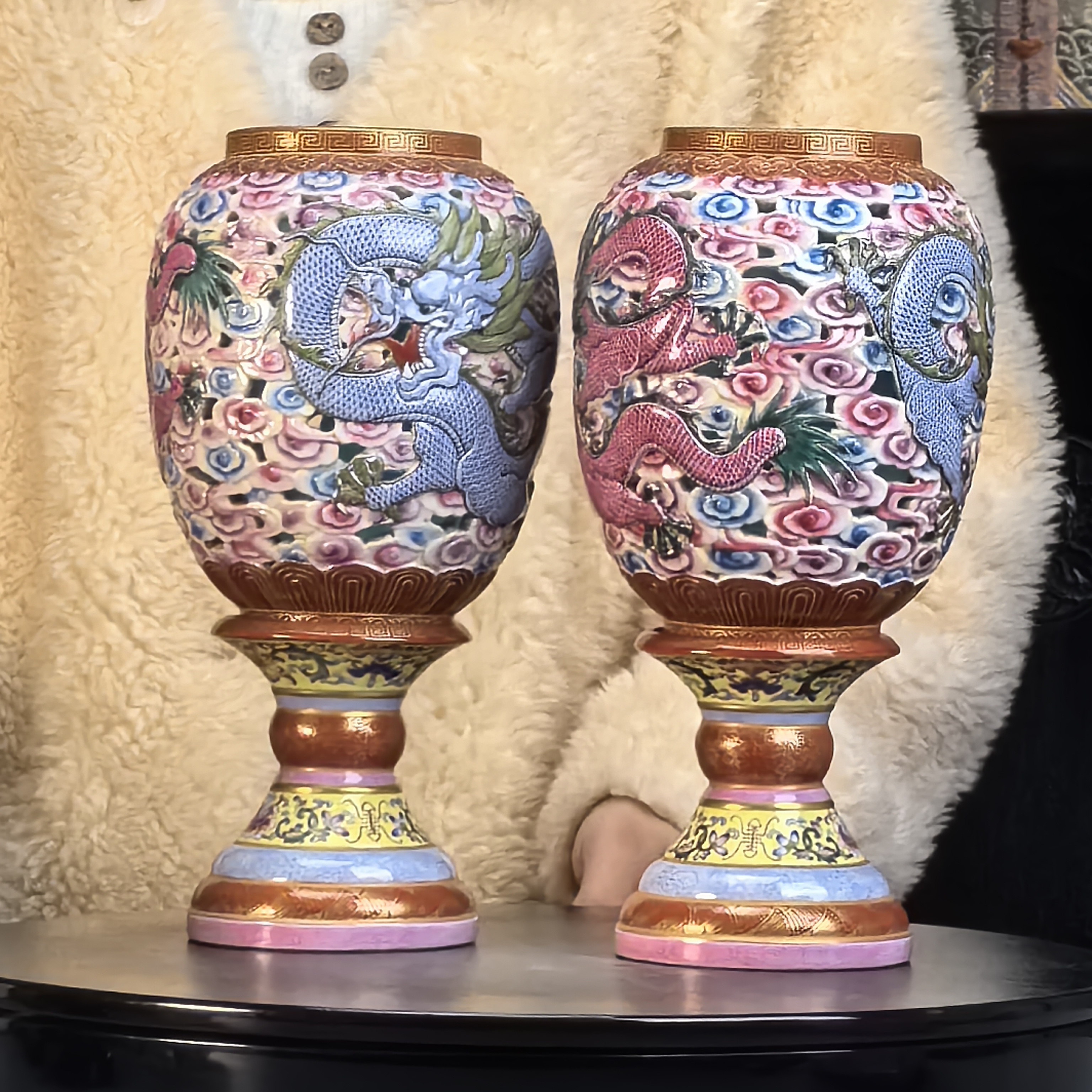 珐琅彩祥云描金龙纹灯罩