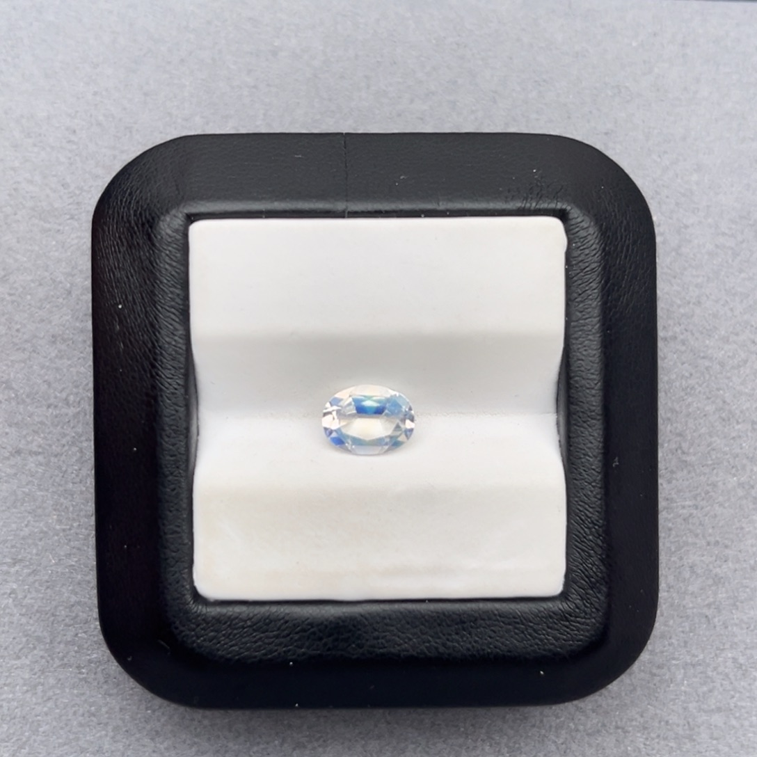 月光石裸石未镶嵌小****?天然