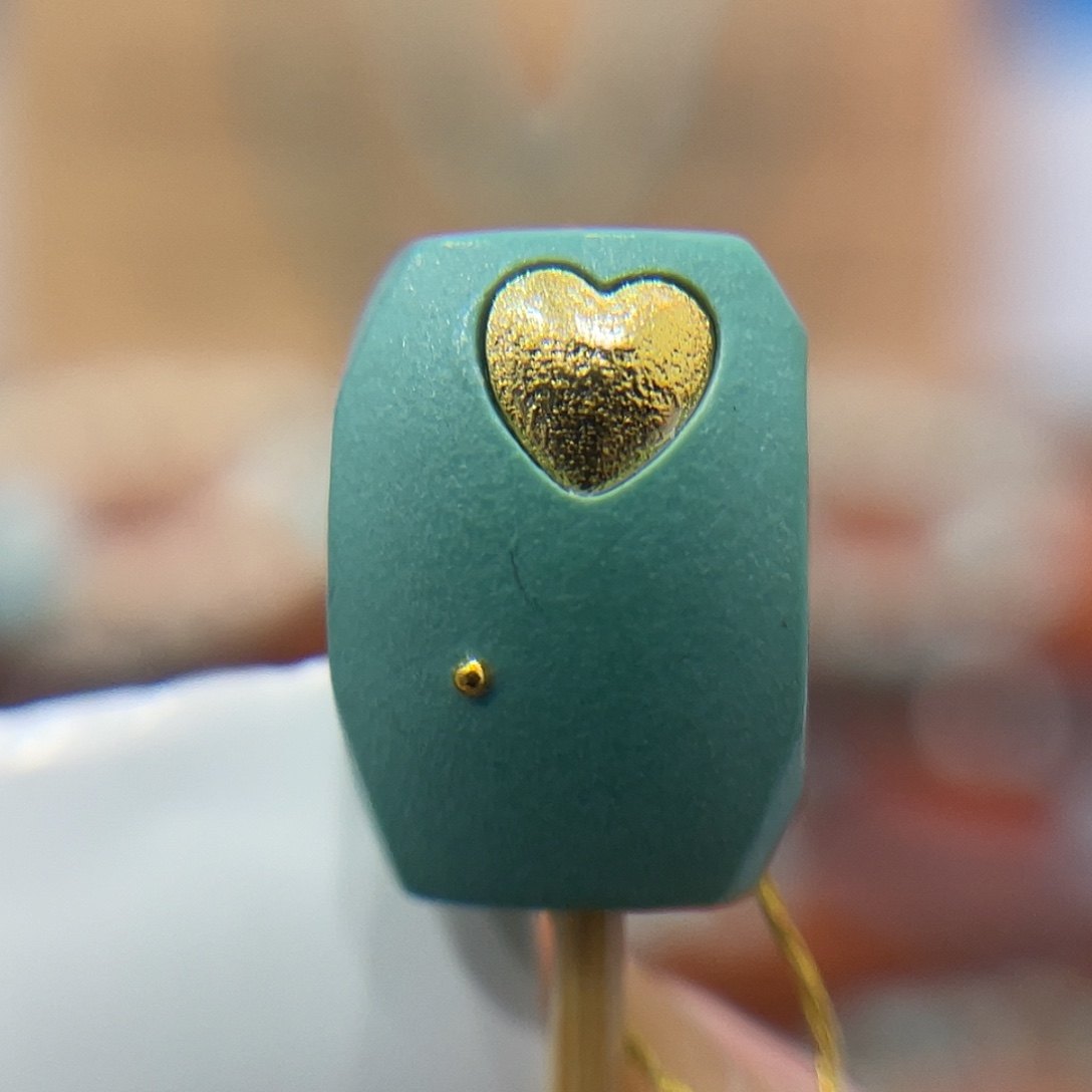 绿松石18K金镶嵌珠宝奇石