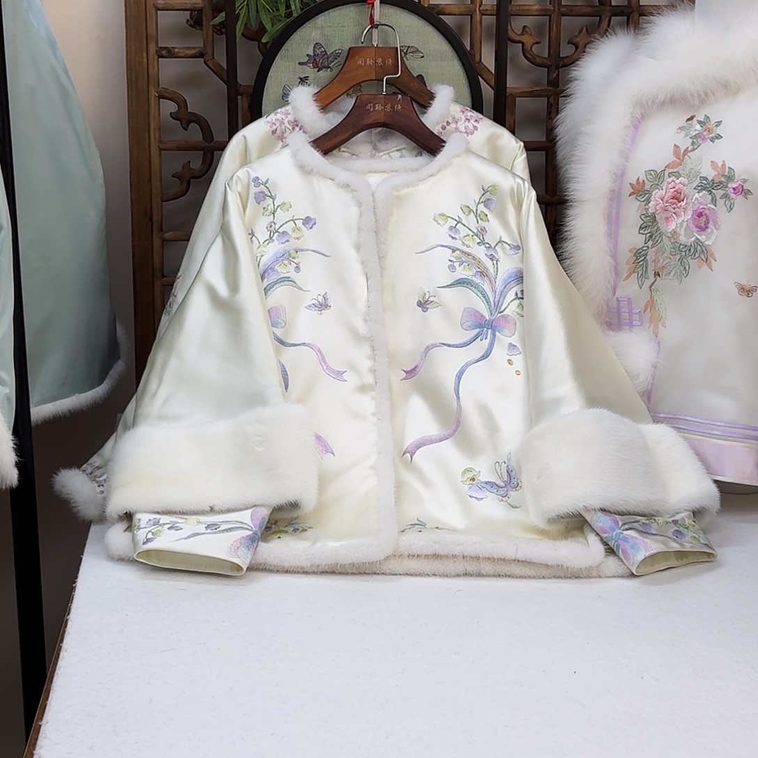 织绣白色桑蚕丝冬款