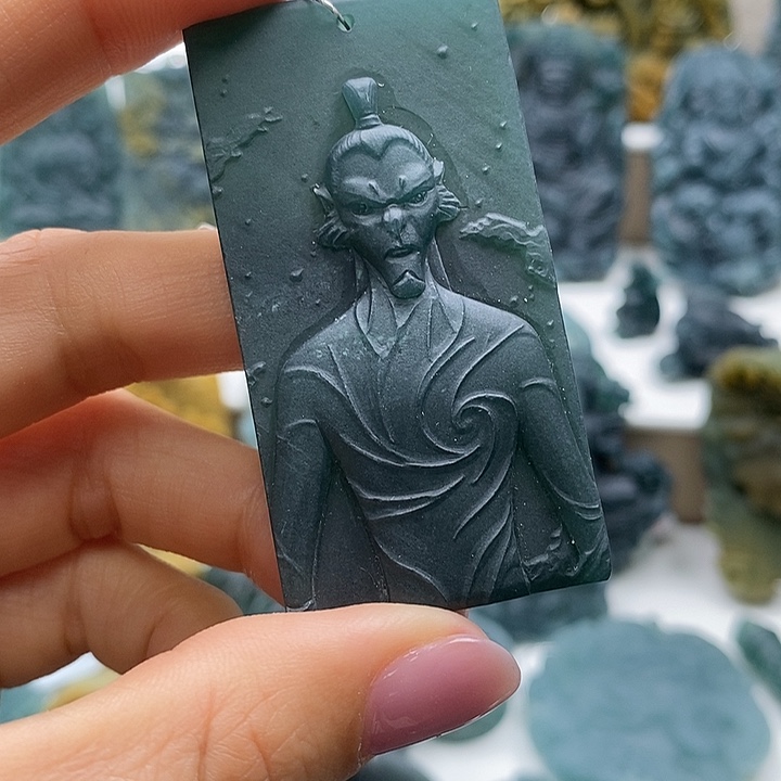 定制翡翠未镶嵌翡翠