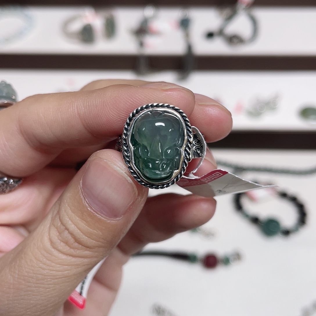 足银925银镶嵌貔貅戒指