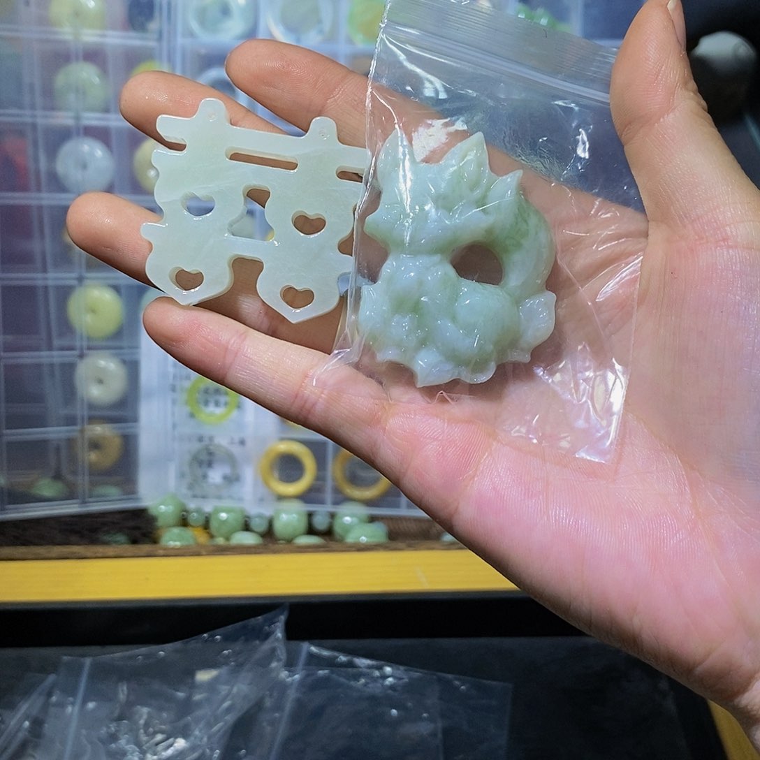蛇纹石玉未镶嵌其他38