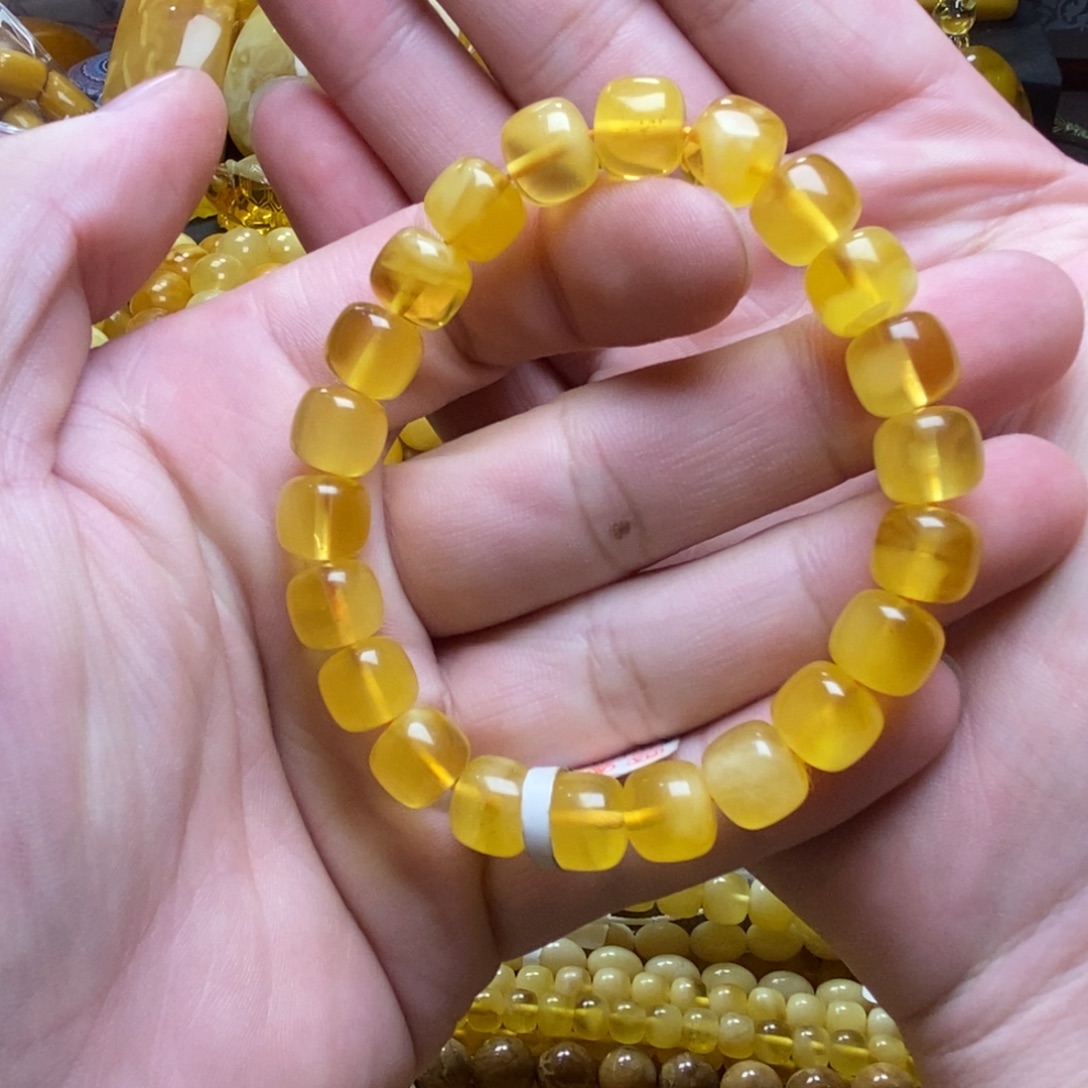 琥珀未镶嵌裸石蜜蜡