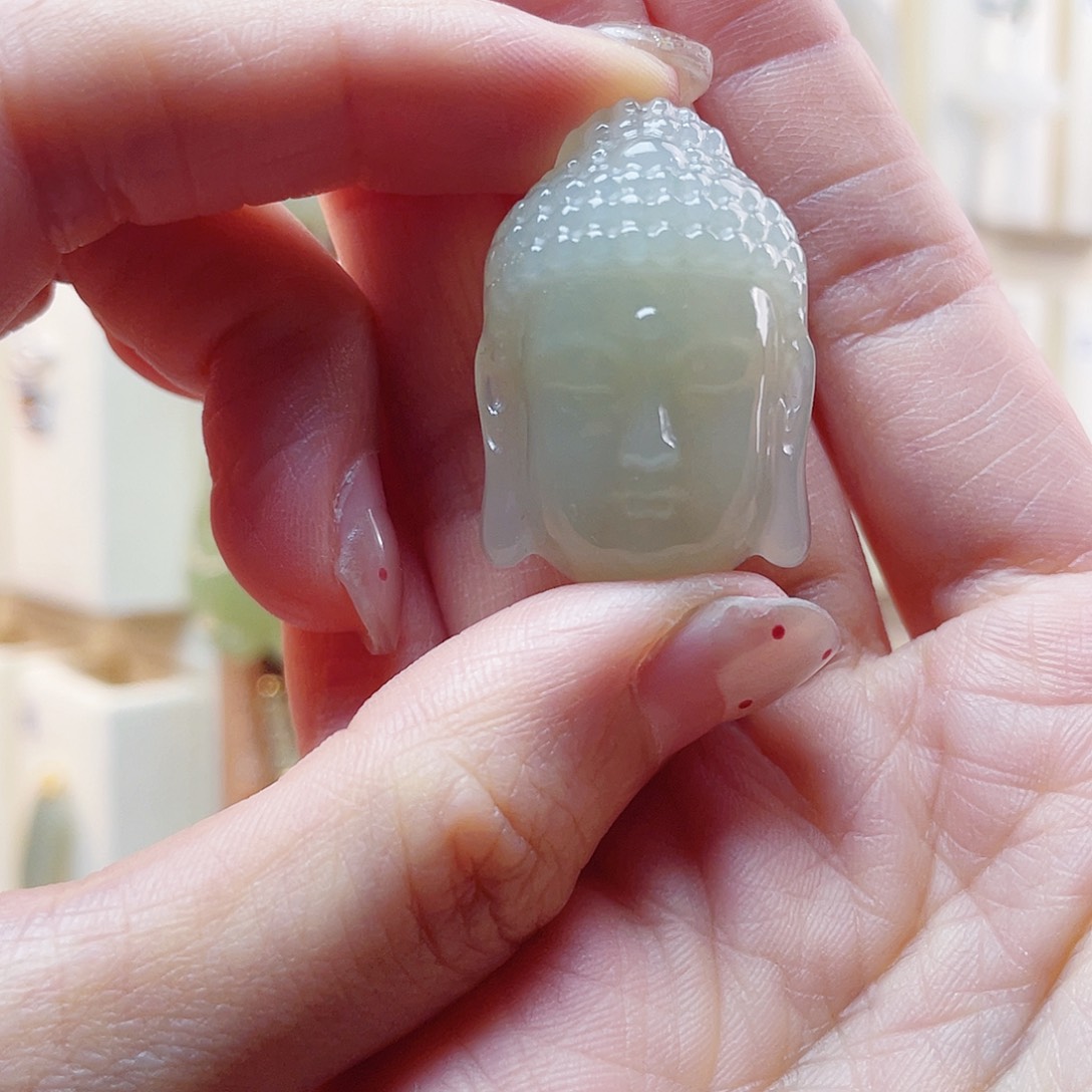 和田玉未镶嵌吊坠(赠链)