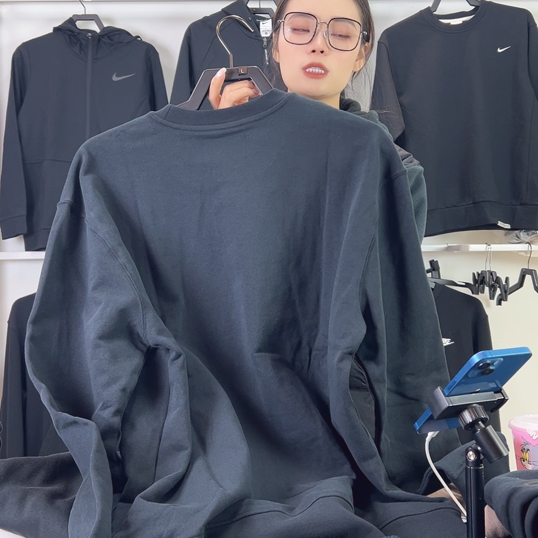 6935卫衣M码110-130斤不退换