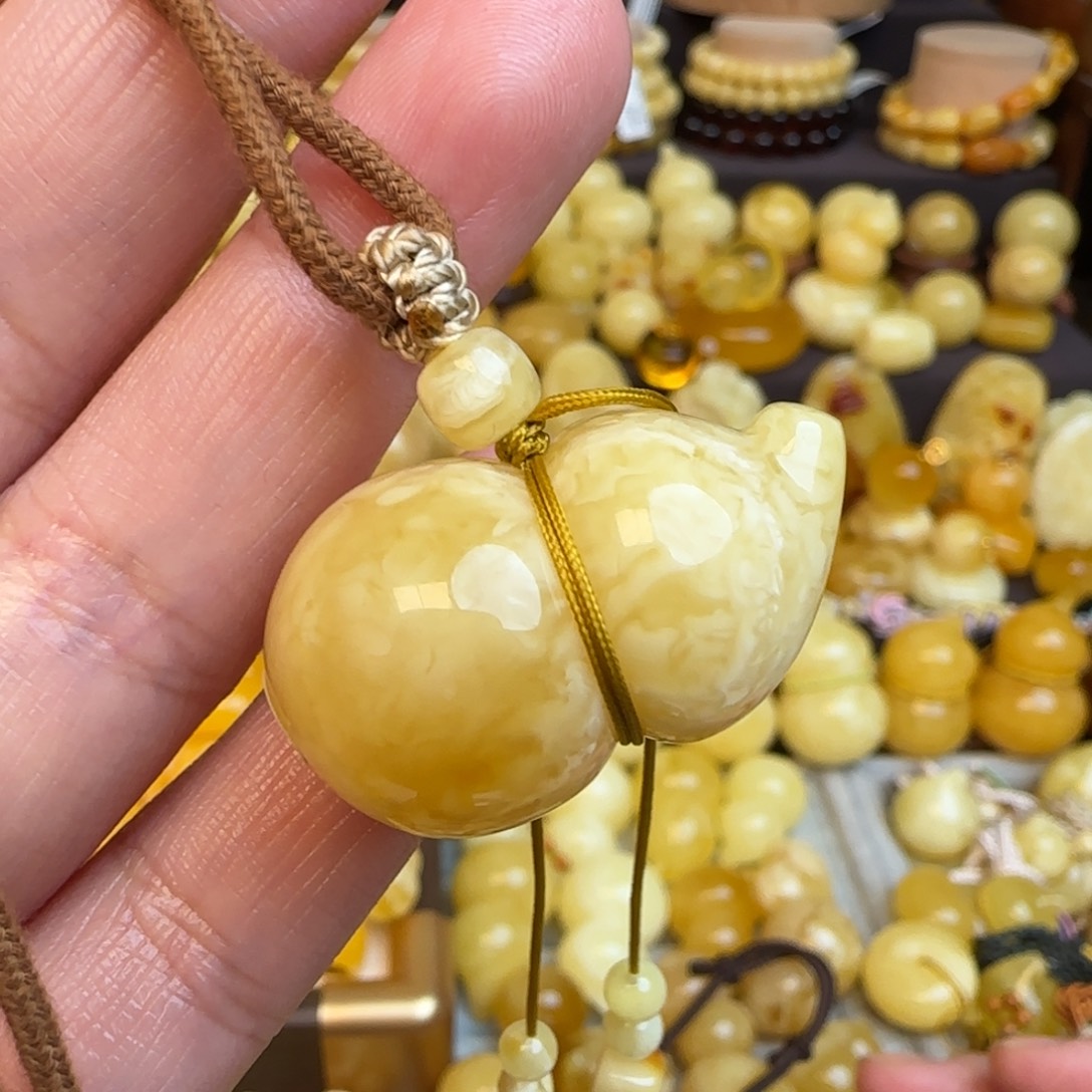 琥珀未镶嵌套链天然俄料蜜蜡葫芦吊坠
