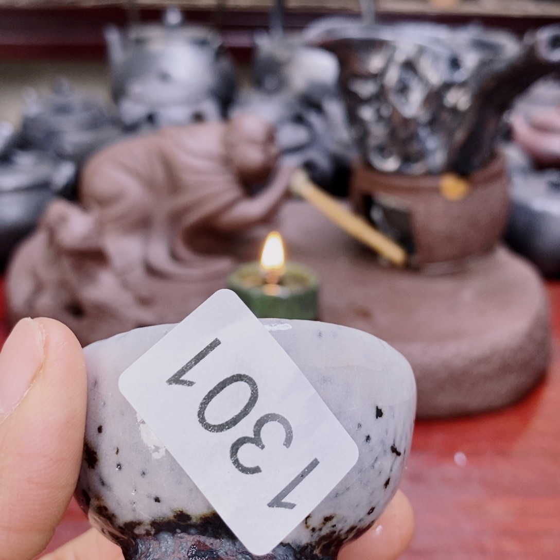 紫砂茶杯25699655336