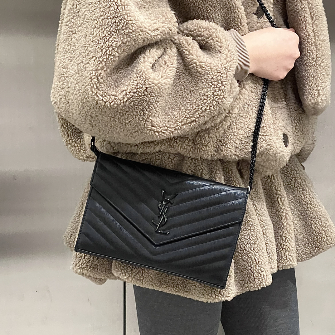 99新 YSL/圣罗兰 黑色v纹信封斜挎包信封包