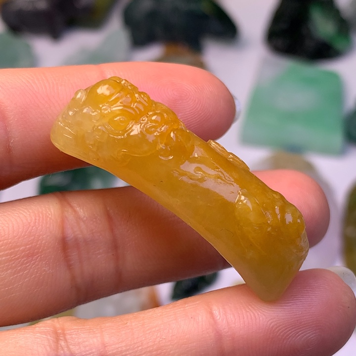 定制翡翠未镶嵌翡翠